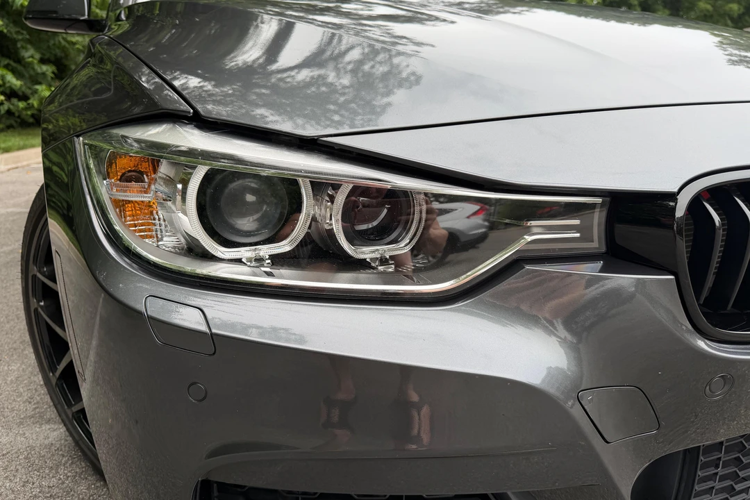 2014 BMW F30 335i & 340i Sedan - Image 15 of 31