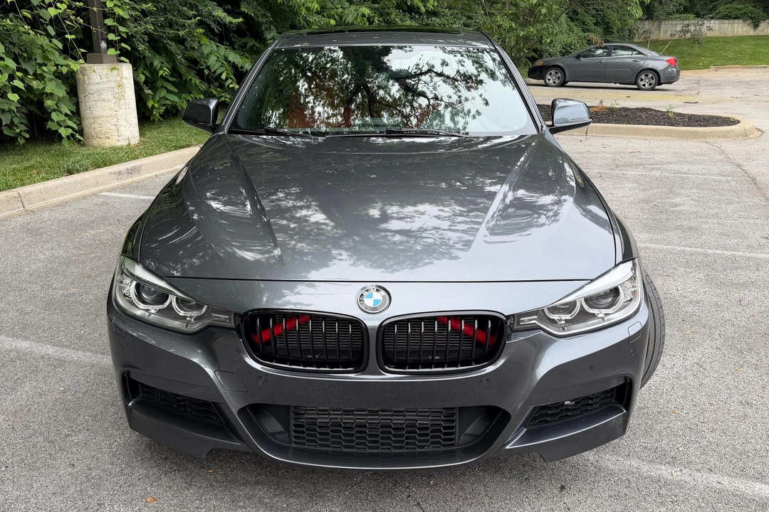 2014 BMW F30 335i & 340i Sedan - Image 2 of 31