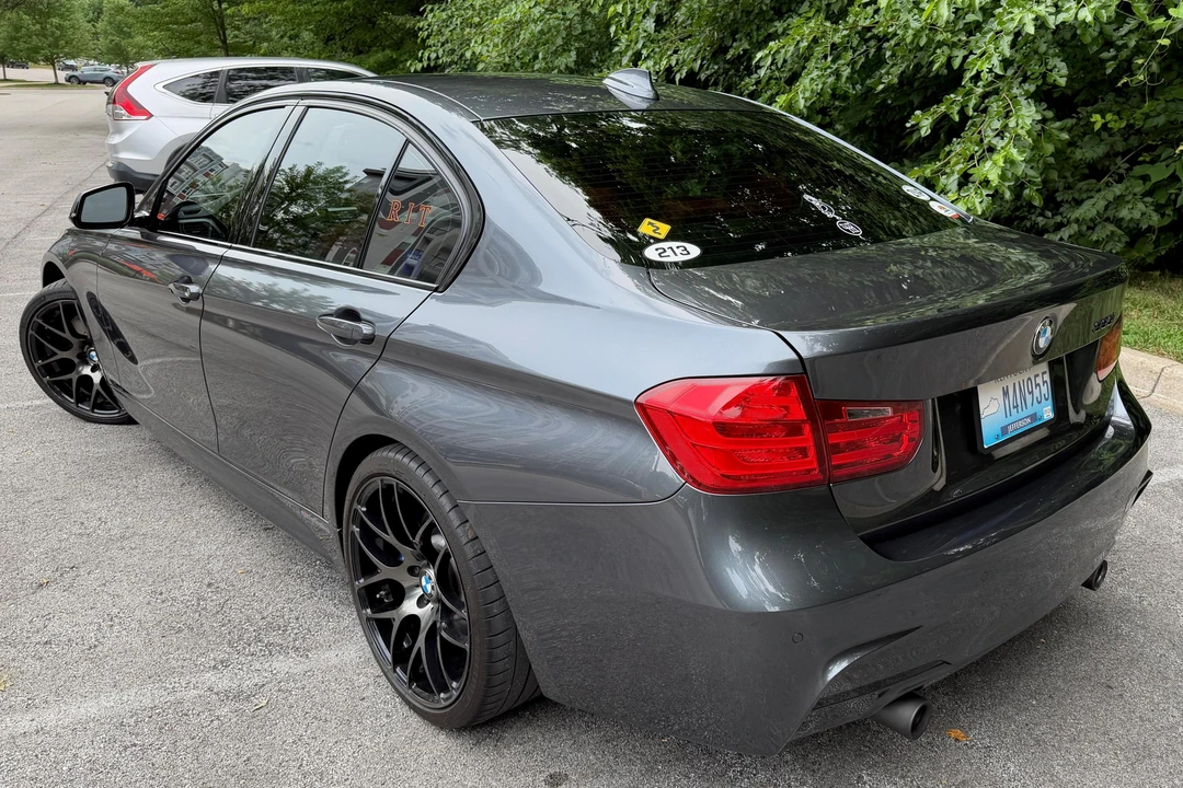 2014 BMW F30 335i & 340i Sedan - Image 4 of 31