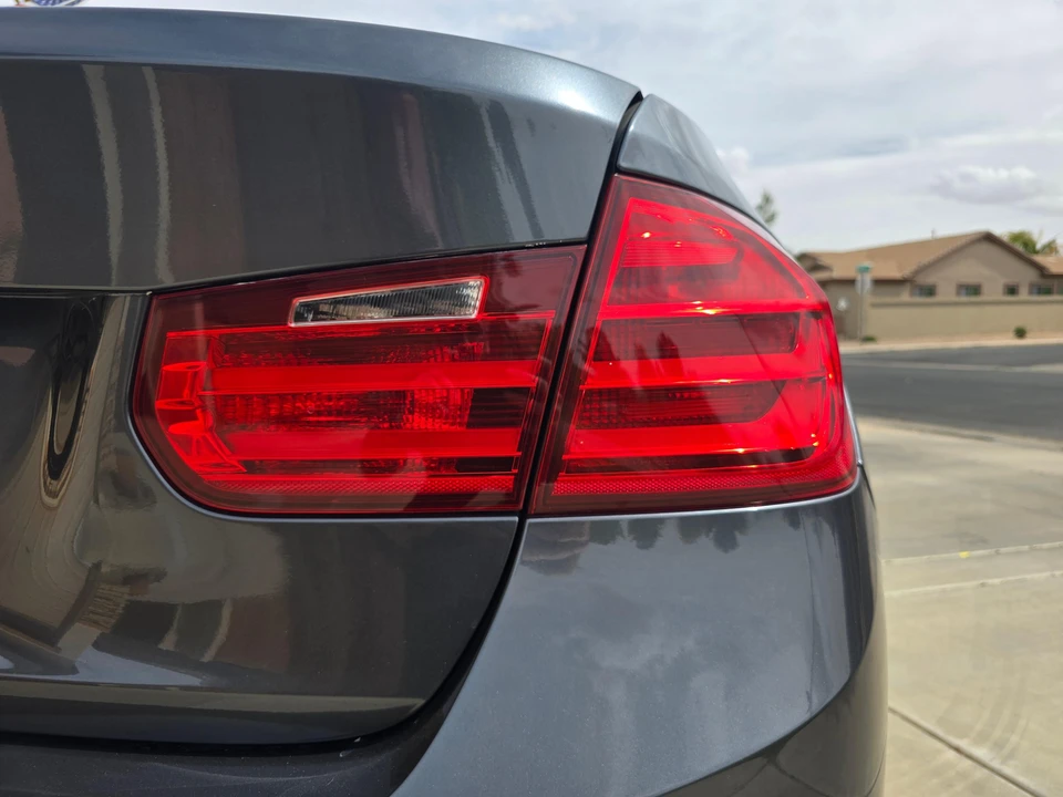 2014 BMW F30 335i & 340i Sedan - Image 21 of 31