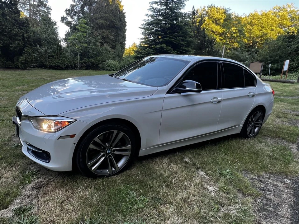 2014 BMW F30 335i & 340i Sedan - Image 5 of 31