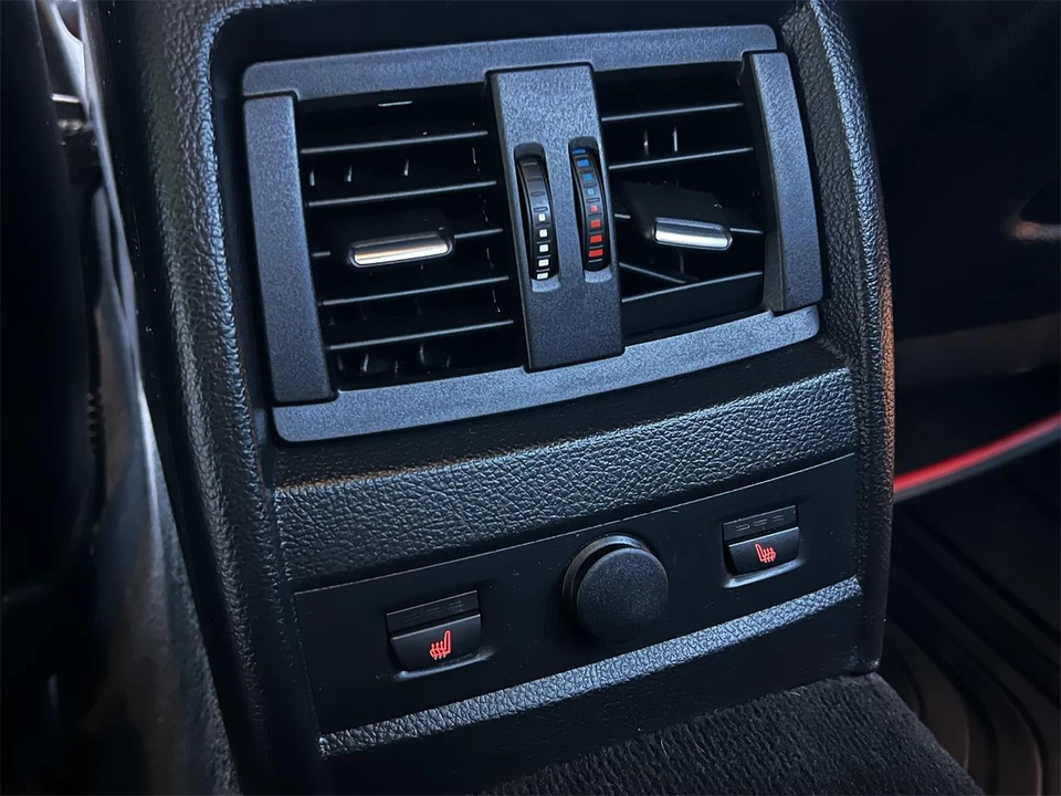 2014 BMW F30 335i & 340i Sedan - Image 17 of 31