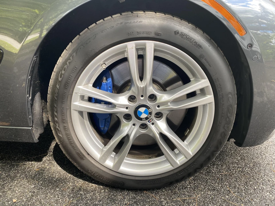 2014 BMW F34 335i & 340i Gran Turismo - Image 23 of 31