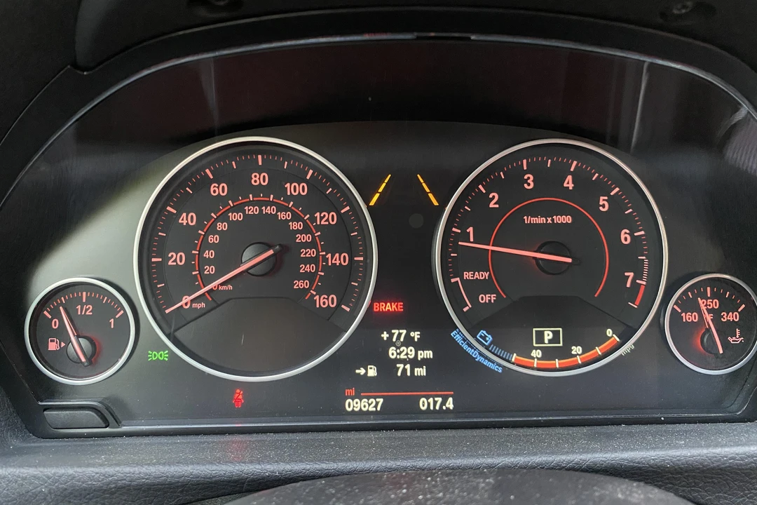 2014 BMW F34 335i & 340i Gran Turismo - Image 27 of 31