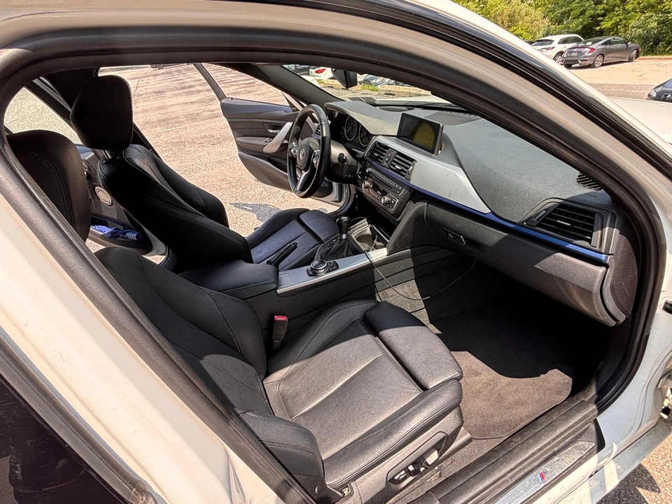 2014 BMW F30 335i & 340i Sedan - Image 30 of 31