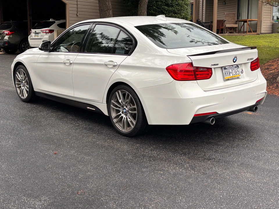 2014 BMW F30 335i & 340i Sedan - Image 7 of 31