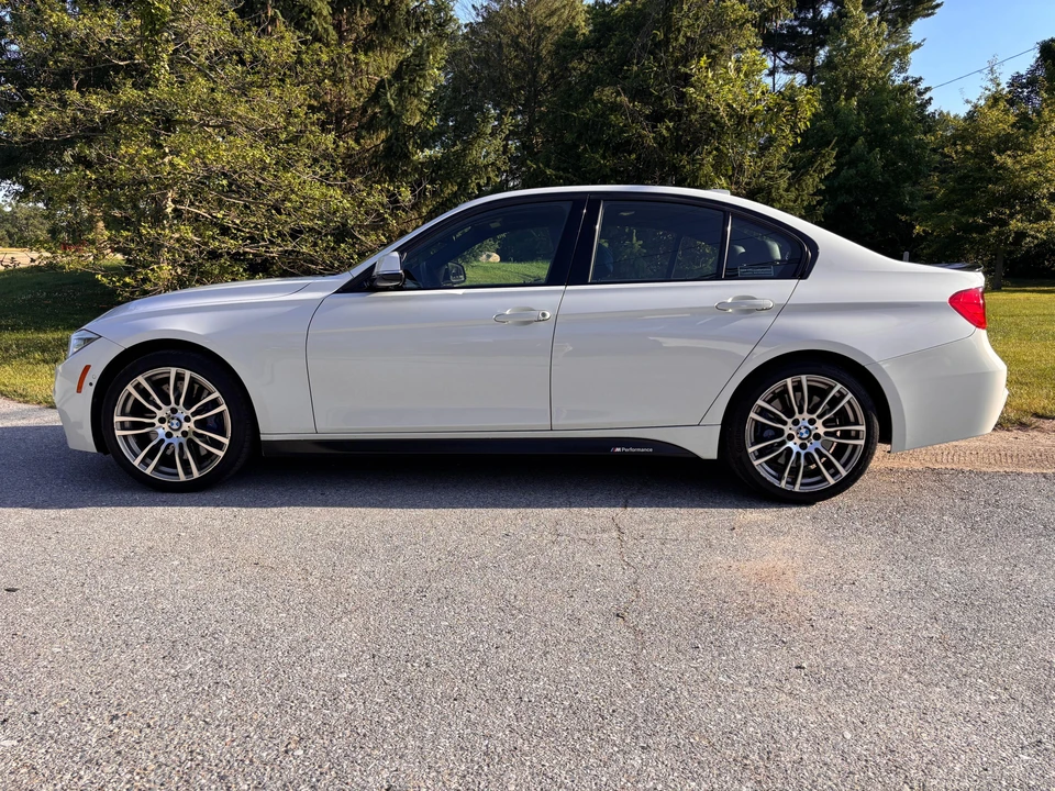 2014 BMW F30 335i & 340i Sedan - Image 6 of 31