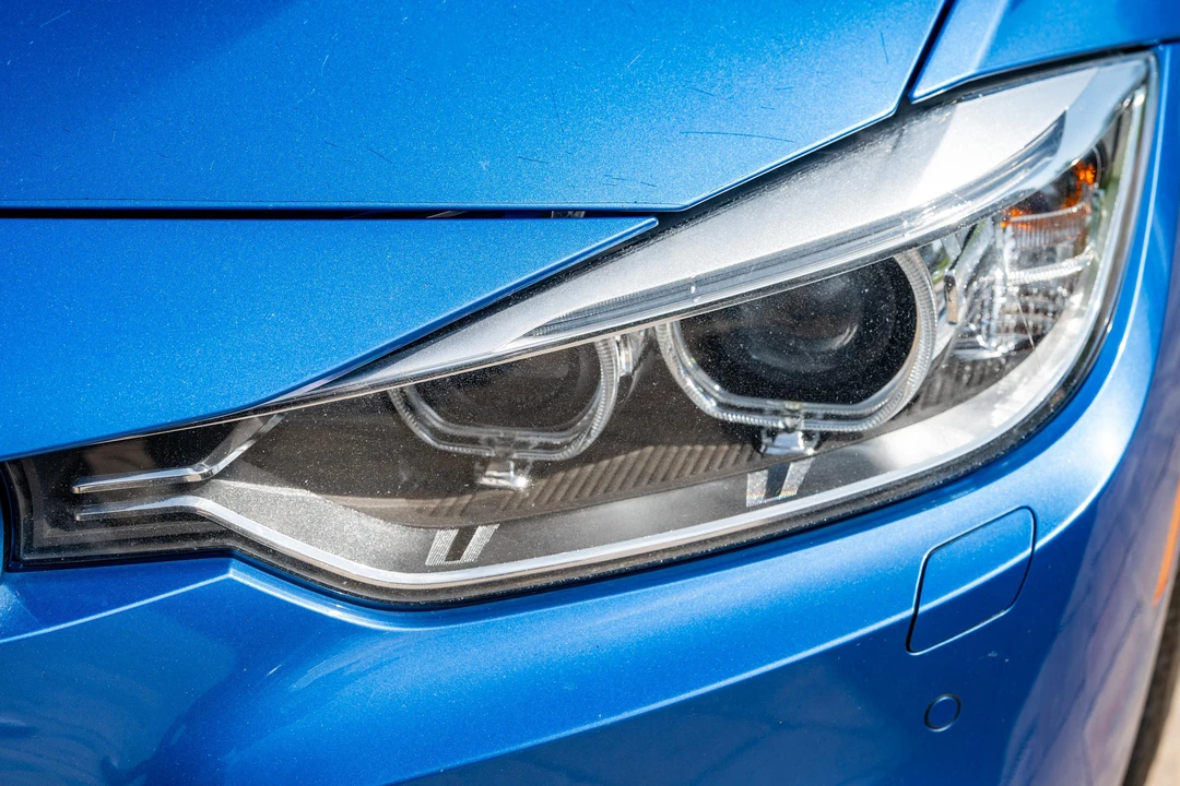 2014 BMW F30 335i & 340i Sedan - Image 13 of 31