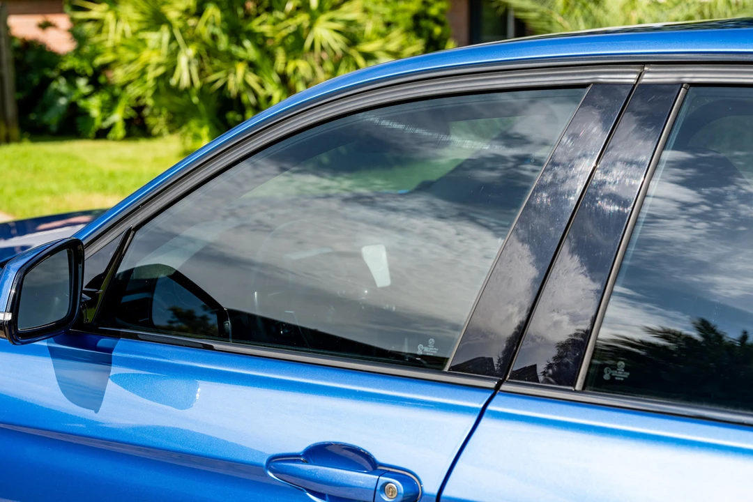 2014 BMW F30 335i & 340i Sedan - Image 17 of 31