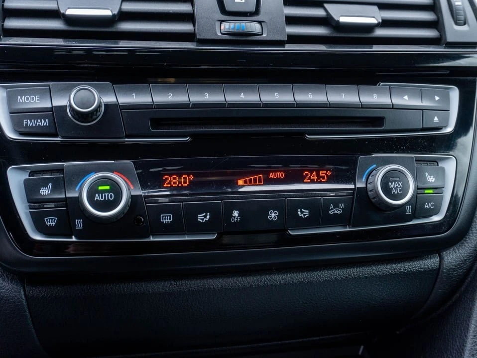 2014 BMW F32 4 Series Coupe - Image 17 of 20