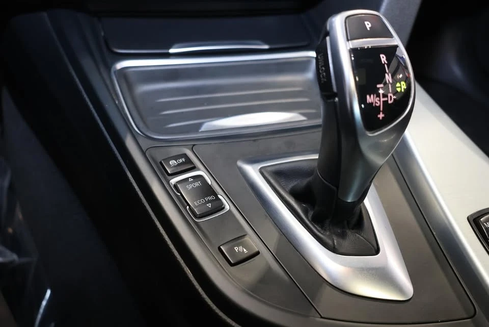 2014 BMW 4 Series - Image 13 of 18