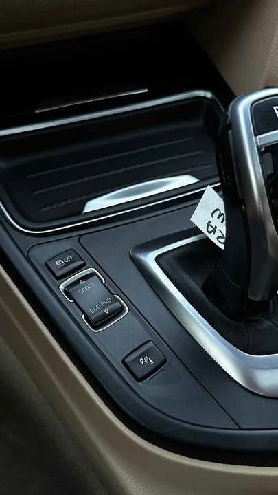 2014 BMW 4 Series - Image 17 of 20