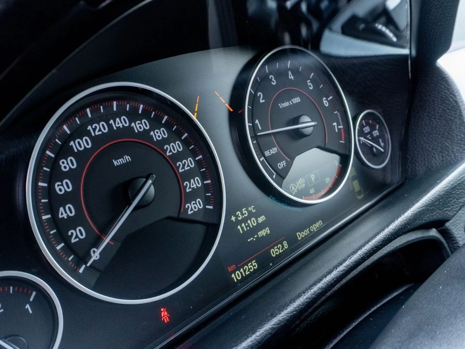 2014 BMW 4 Series - Image 16 of 20