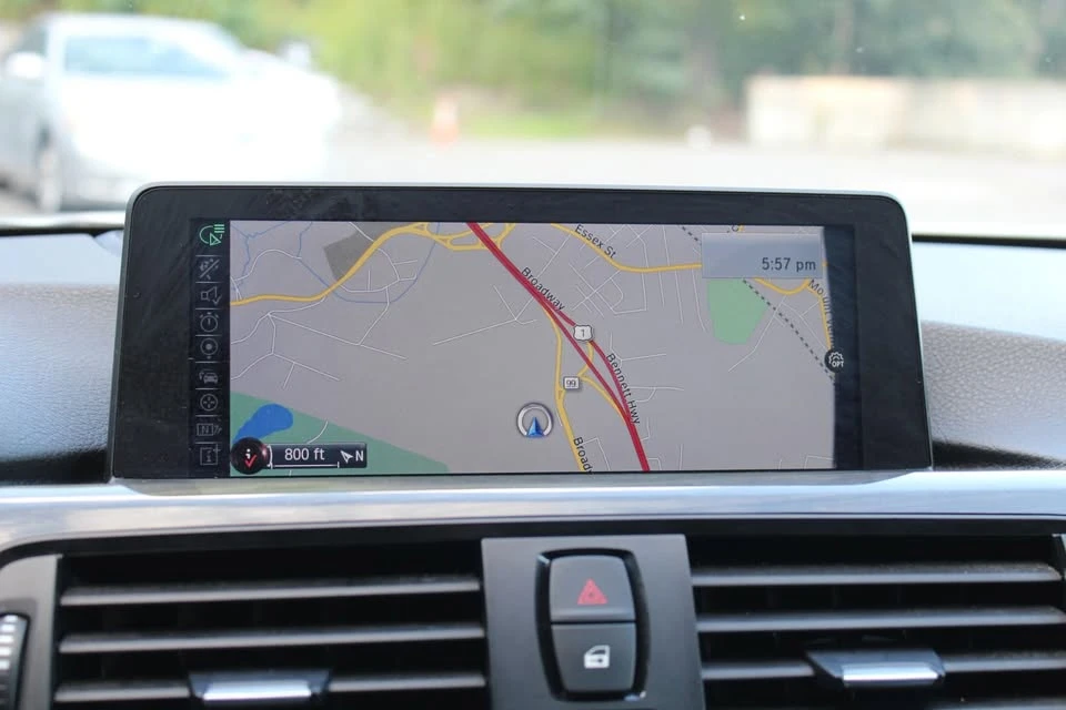 2014 BMW 4 Series - Image 15 of 18