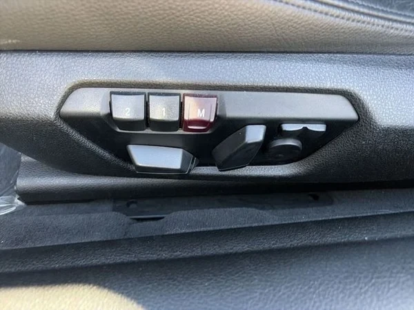 2014 BMW 4 Series - Image 11 of 20