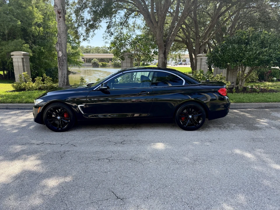 2014 BMW F33 435i & 440i Convertible - Image 19 of 31