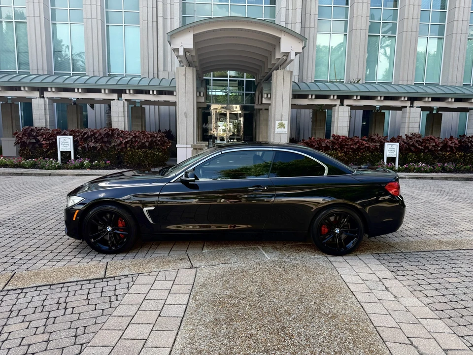 2014 BMW F33 435i & 440i Convertible - Image 21 of 31