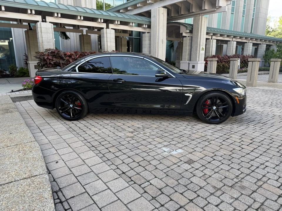 2014 BMW F33 435i & 440i Convertible - Image 25 of 31