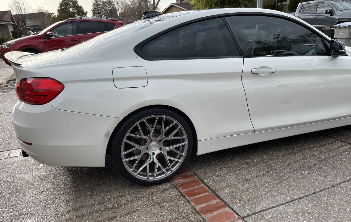 2014 BMW F32 435i & 440i Coupe - Image 21 of 31
