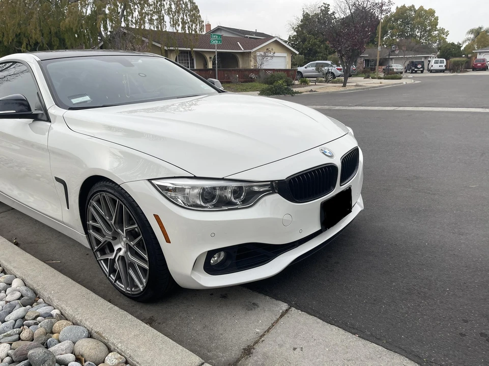 2014 BMW F32 435i & 440i Coupe - Image 26 of 31