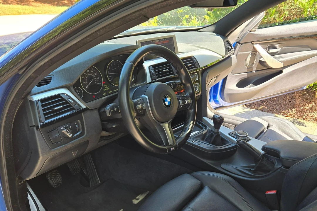 2014 BMW F32 435i & 440i Coupe - Image 25 of 31