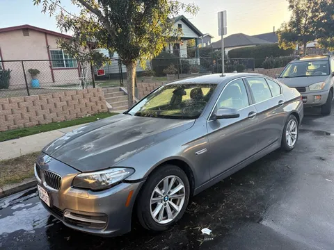 2014 BMW 5 Series 528i Sedan 4D
