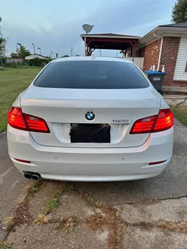 2014 BMW 5 Series 528i Sedan 4D