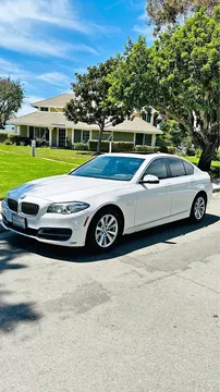 2014 BMW 5 Series 528i Sedan 4D