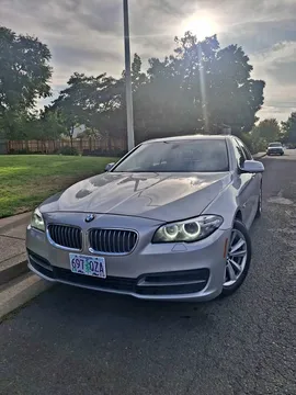 2014 BMW 5 Series 528i Sedan 4D