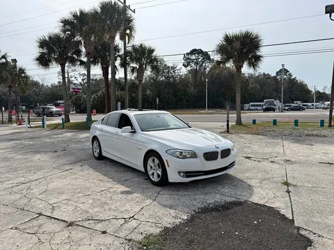 2014 BMW 5 Series 528i Sedan 4D