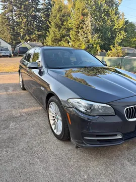 2014 BMW 5 Series 528i xDrive Sedan 4D