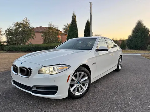 2014 BMW 5 Series 528i xDrive Sedan