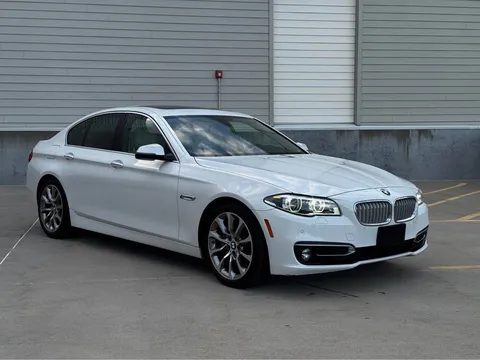 2014 BMW 5 Series 535XI Modern