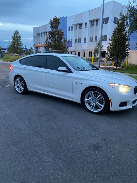 2014 BMW 5 Series - Image 3 of 6