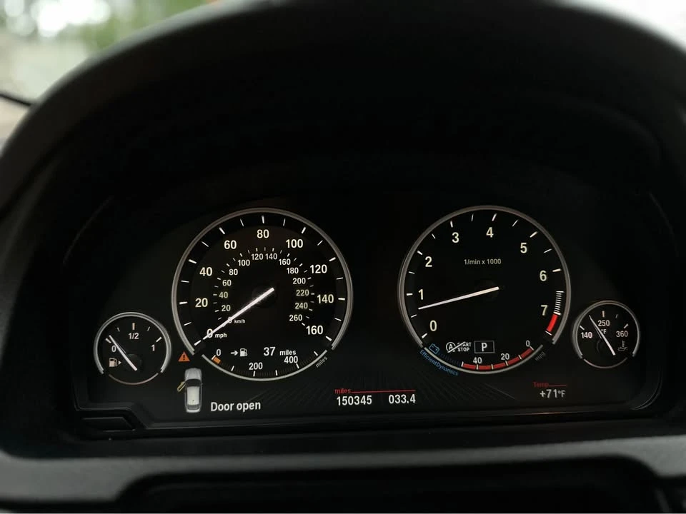2014 BMW 5 Series - Image 12 of 20