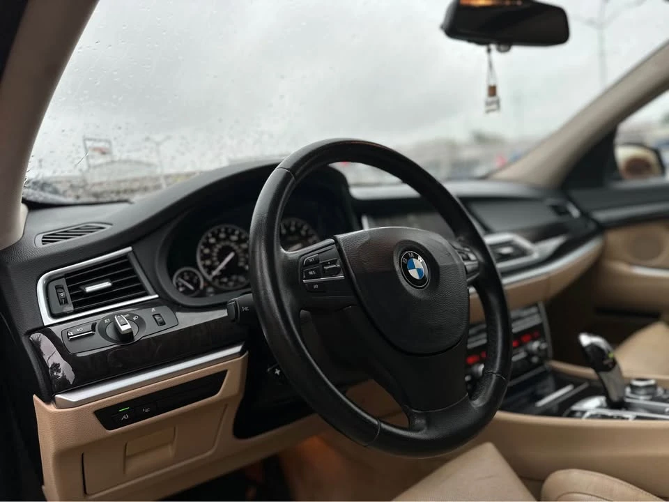 2014 BMW 5 Series - Image 9 of 20