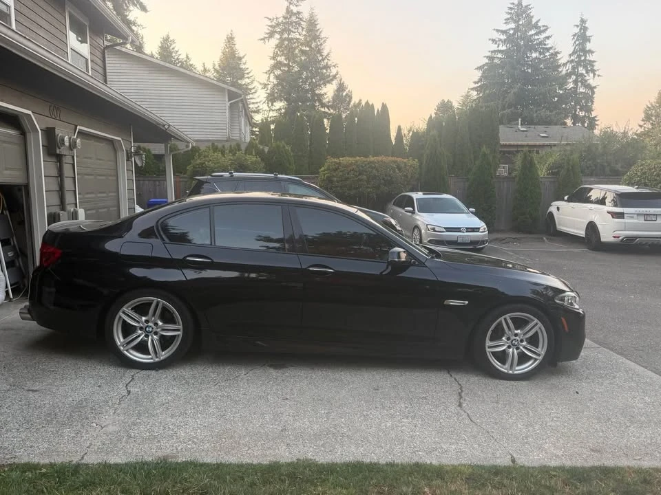 2014 BMW F10 5 Series Sedan - Image 4 of 10