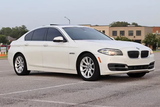 2014 BMW 5 Series 535i Sedan 4D