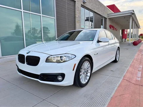 2014 BMW 5 Series 535xi Sedan 4D