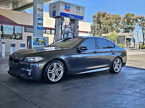 2014 BMW 5 Series 550i Sedan 4D