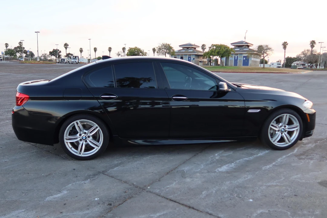 2014 BMW F10 5 Series Sedan - Image 3 of 31