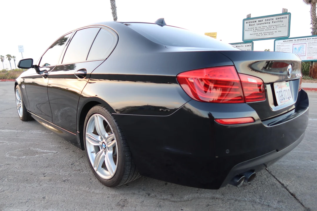 2014 BMW F10 5 Series Sedan - Image 10 of 31