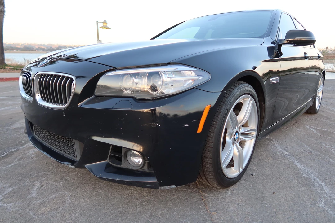 2014 BMW F10 5 Series Sedan - Image 8 of 31