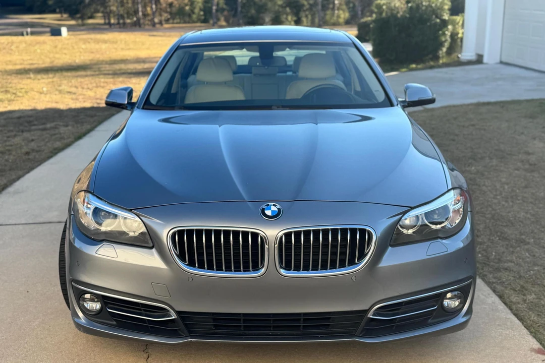 2014 BMW F10 5 Series Sedan - Image 2 of 31