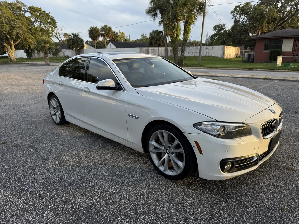 2014 BMW F10 5 Series Sedan - Image 7 of 31