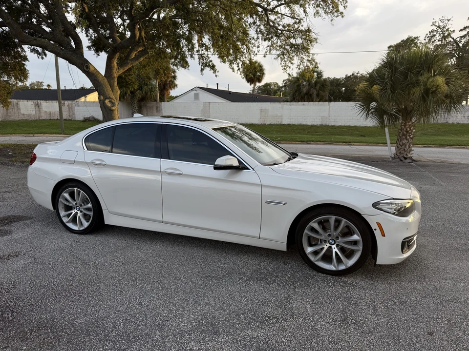 2014 BMW F10 5 Series Sedan - Image 2 of 31