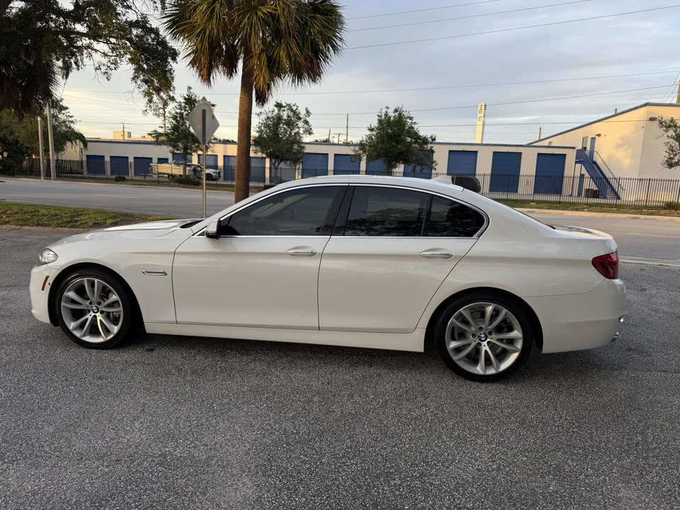 2014 BMW F10 5 Series Sedan - Image 31 of 31