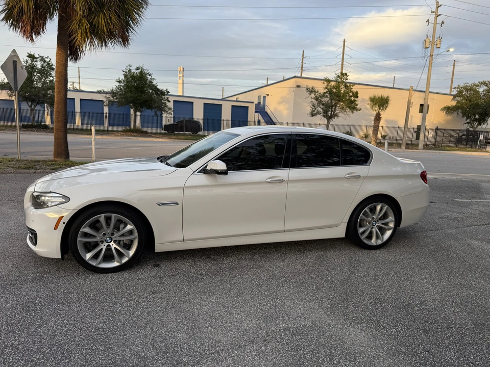 2014 BMW F10 5 Series Sedan - Image 27 of 31