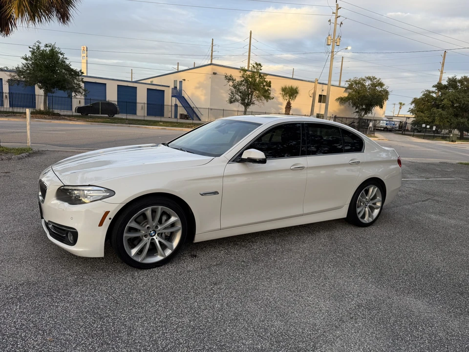 2014 BMW F10 5 Series Sedan - Image 24 of 31