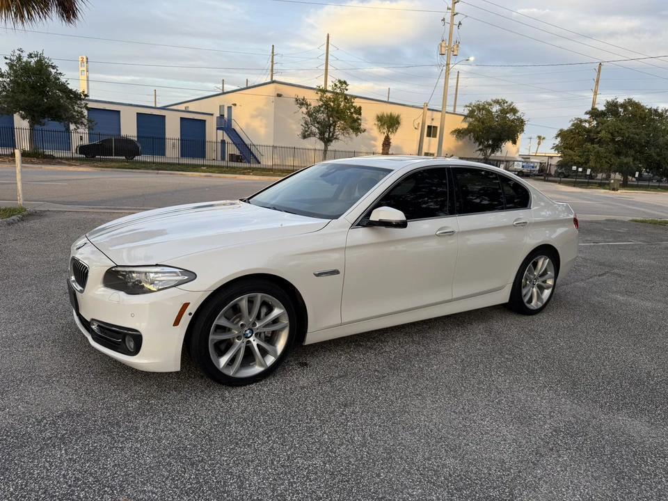 2014 BMW F10 5 Series Sedan - Image 23 of 31